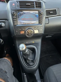 
										Toyota Verso full									