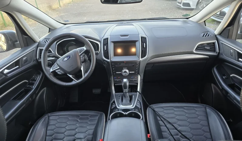 
								Ford S-Max full									