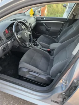 
										VW Golf Variant full									