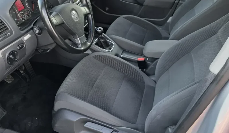
								VW Golf Variant full									