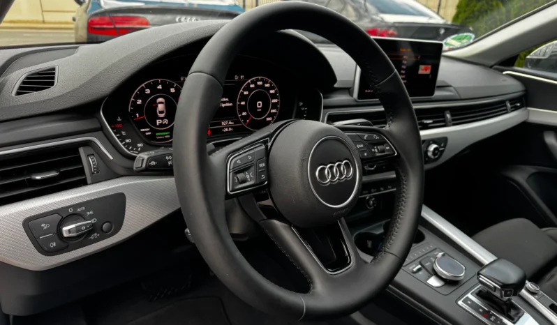 
								Audi A5 Sportback 2.0TFSI S-line Distronic Lane 360 Mild-H full									