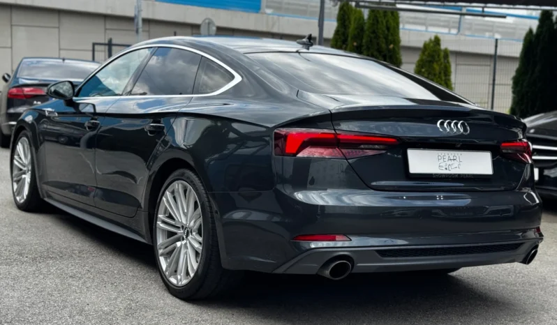 
								Audi A5 Sportback 2.0TFSI S-line Distronic Lane 360 Mild-H full									