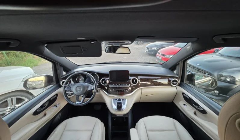 
								Mercedes-Benz V 300 full									
