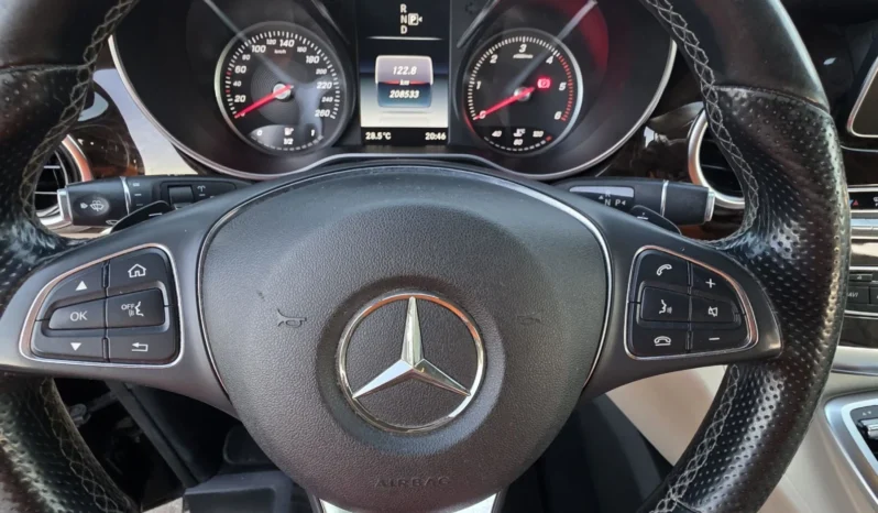 
								Mercedes-Benz V 300 full									