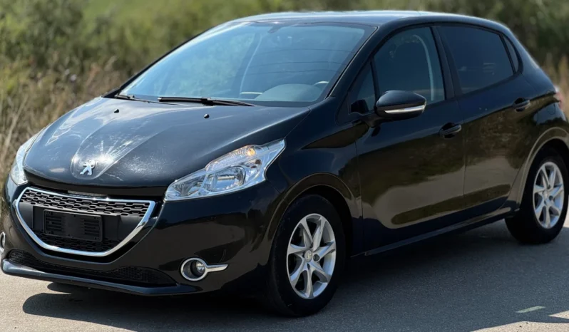 
								Peugeot 208 1.4HDI /70кс АВТОМАТ full									