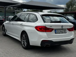 
										BMW 530 d xDrive Touring M-Sport Keyless Distronic AdapLED full									