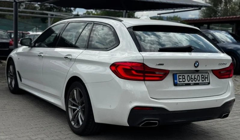 
								BMW 530 d xDrive Touring M-Sport Keyless Distronic AdapLED full									