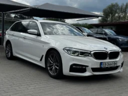 
										BMW 530 d xDrive Touring M-Sport Keyless Distronic AdapLED full									