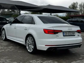 Audi A4 2.0L quattro Premium Plus S-Line Schiebedach