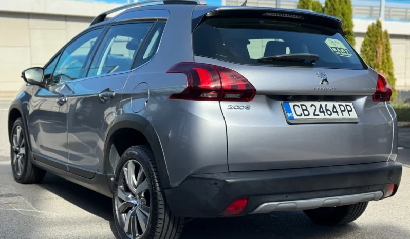 
								Peugeot 2008 1.2i Turbo full									