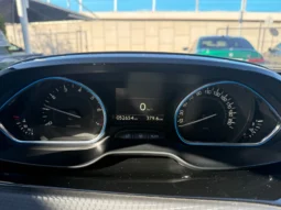 
										Peugeot 2008 1.2i Turbo full									