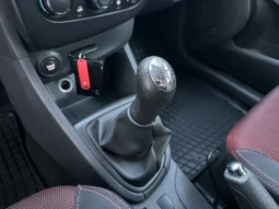 
										Renault Clio 1.2i / ОБСЛУЖЕН full									