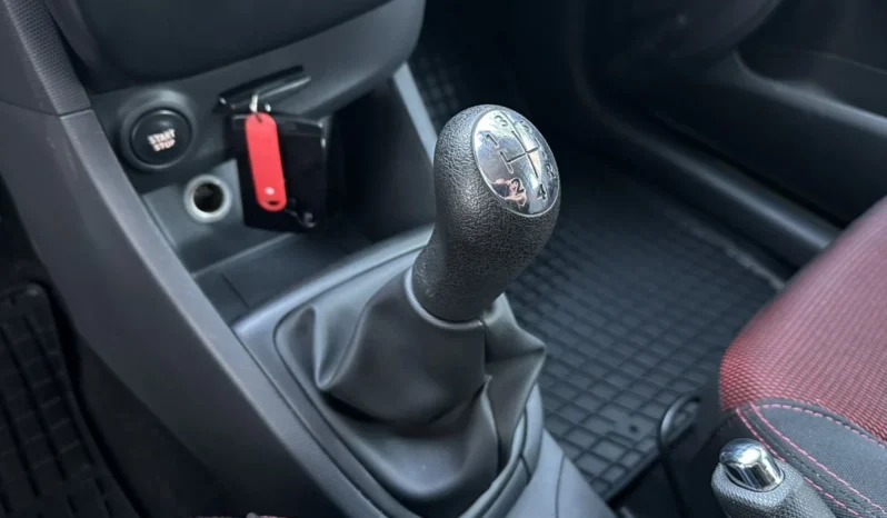
								Renault Clio 1.2i / ОБСЛУЖЕН full									