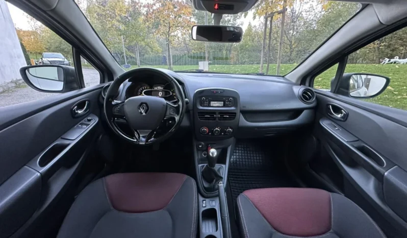 
								Renault Clio 1.2i / ОБСЛУЖЕН full									