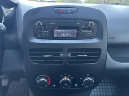 
										Renault Clio 1.2i / ОБСЛУЖЕН full									