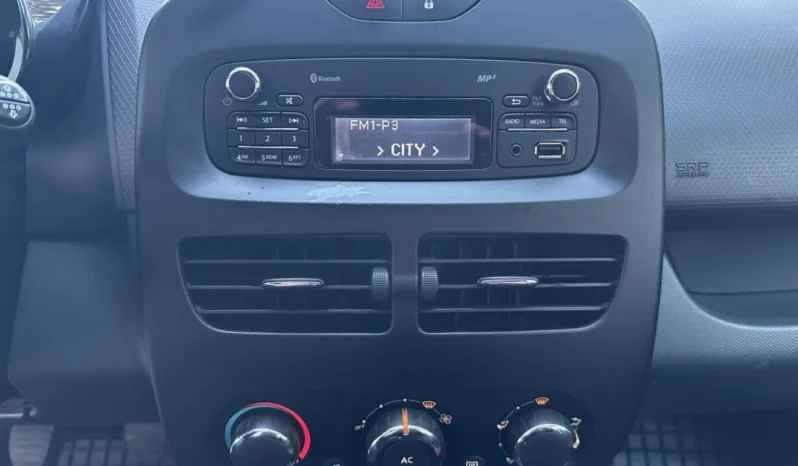 
								Renault Clio 1.2i / ОБСЛУЖЕН full									