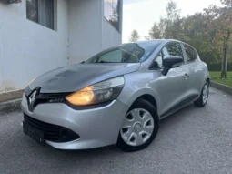 
										Renault Clio 1.2i / ОБСЛУЖЕН full									