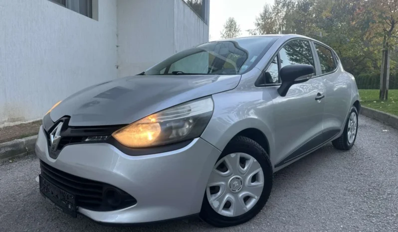 
								Renault Clio 1.2i / ОБСЛУЖЕН full									
