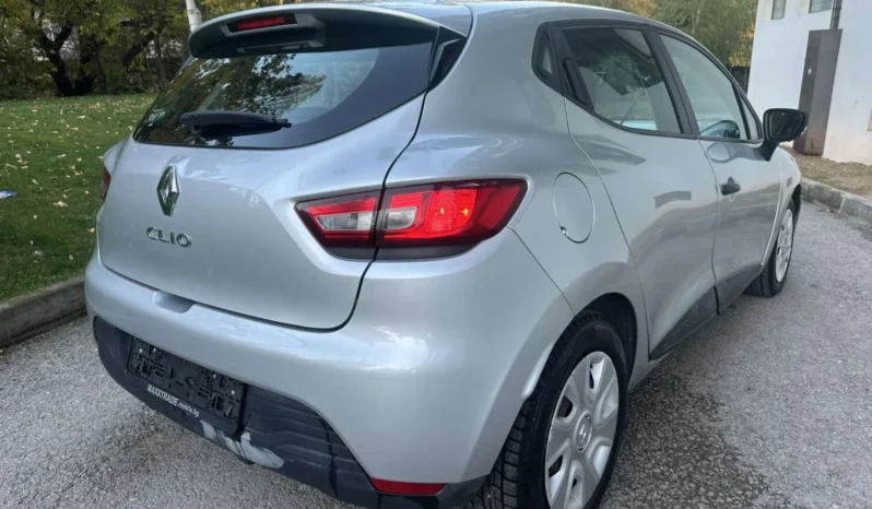 
								Renault Clio 1.2i / ОБСЛУЖЕН full									