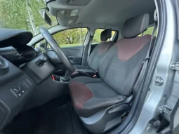 
										Renault Clio 1.2i / ОБСЛУЖЕН full									
