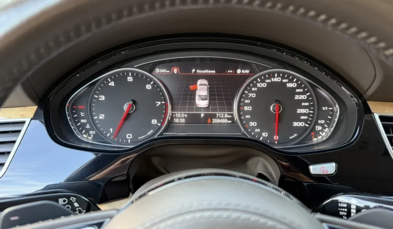 
								Audi A8 4.2 FSI S8 OPTIC full									