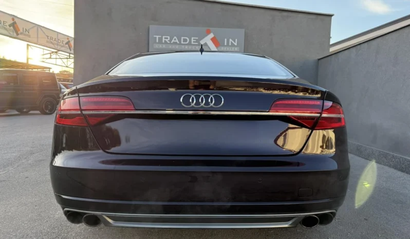 
								Audi A8 4.2 FSI S8 OPTIC full									