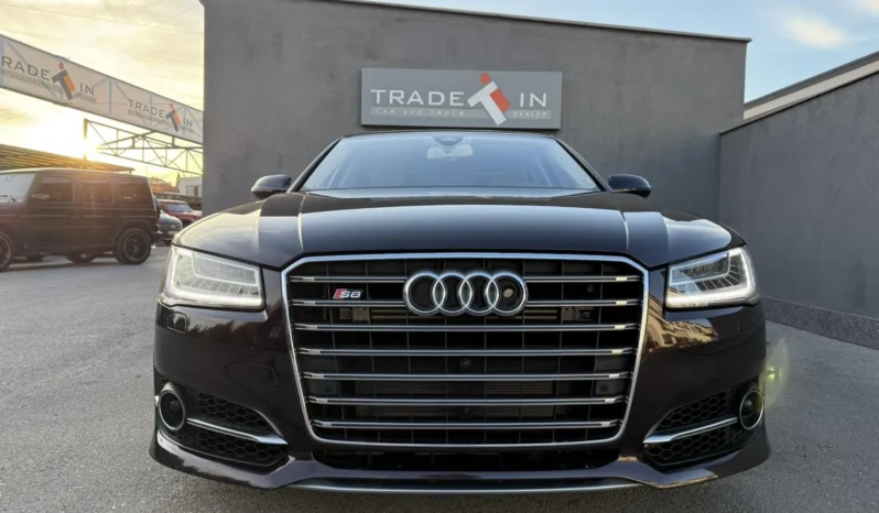
								Audi A8 4.2 FSI S8 OPTIC full									