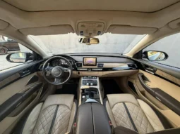 
										Audi A8 4.2 FSI S8 OPTIC full									