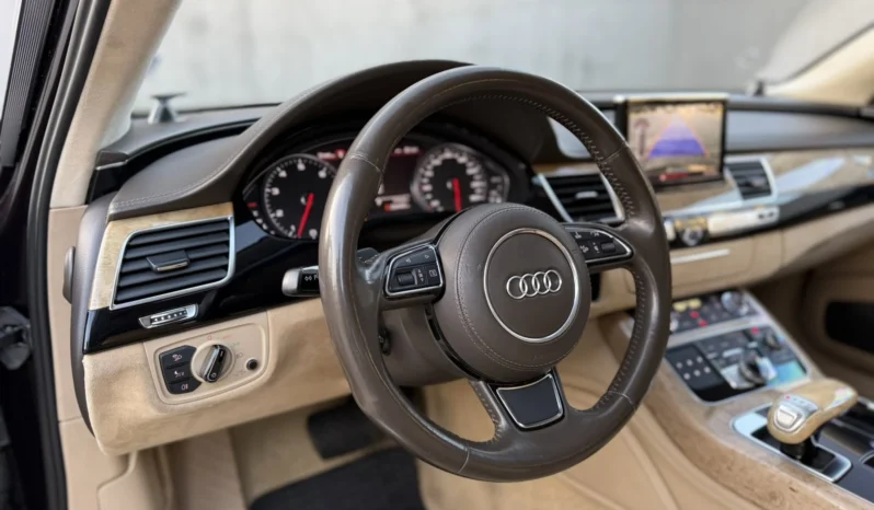
								Audi A8 4.2 FSI S8 OPTIC full									