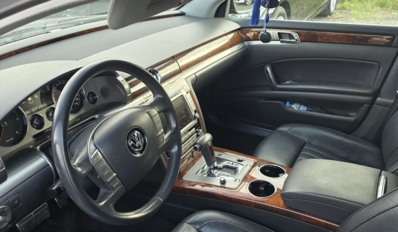 
								VW Phaeton full									