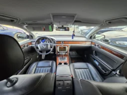 
										VW Phaeton full									