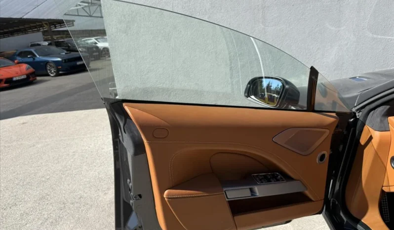 
								Aston Martin Rapide 6.0 V12 full									