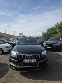 
										Audi Q7 full									