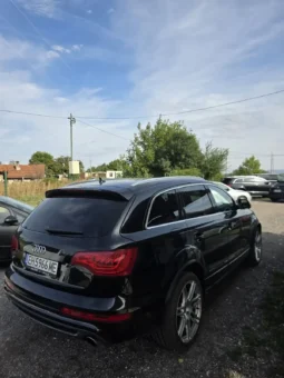
										Audi Q7 full									