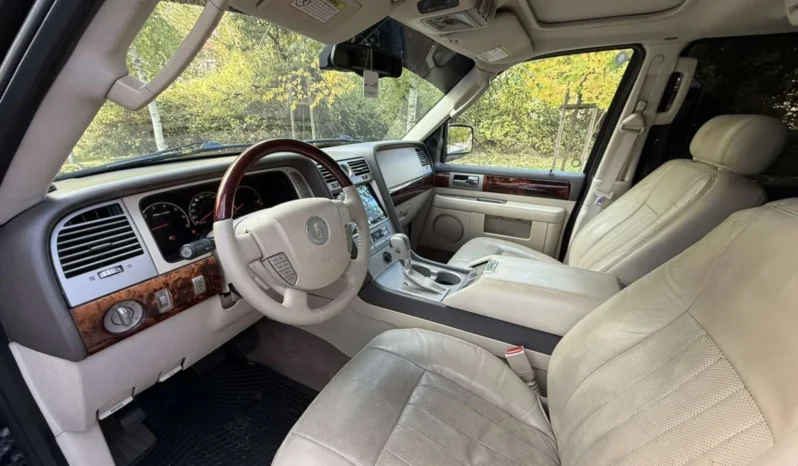 
								Lincoln Navigator 5.4i / ГАЗ / 6+ 1 full									
