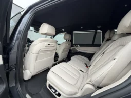 
										BMW X7 M50D full									