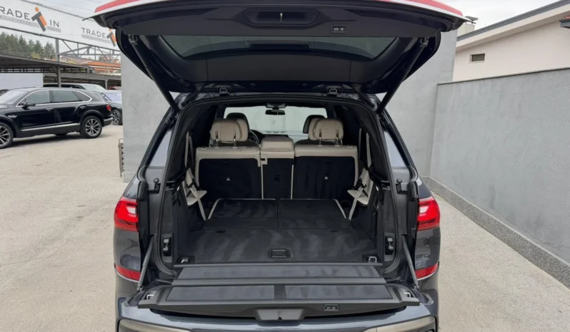 
								BMW X7 M50D full									