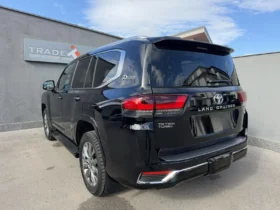 Toyota Land cruiser VXR 300 3.3d V6 70 ANNIVERSARY