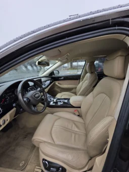 
										Audi A8 full									