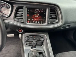 
										Dodge Challenger 6.4L SRT full									