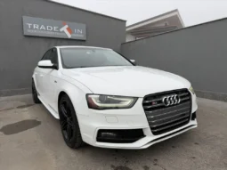 
										Audi S4 full									