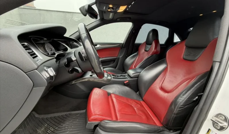 
								Audi S4 full									