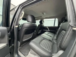 
										Toyota Land cruiser 200 B6 GUARD 4.6L full									