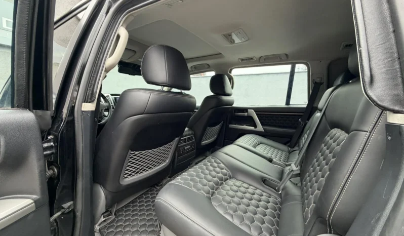 
								Toyota Land cruiser 200 B6 GUARD 4.6L full									