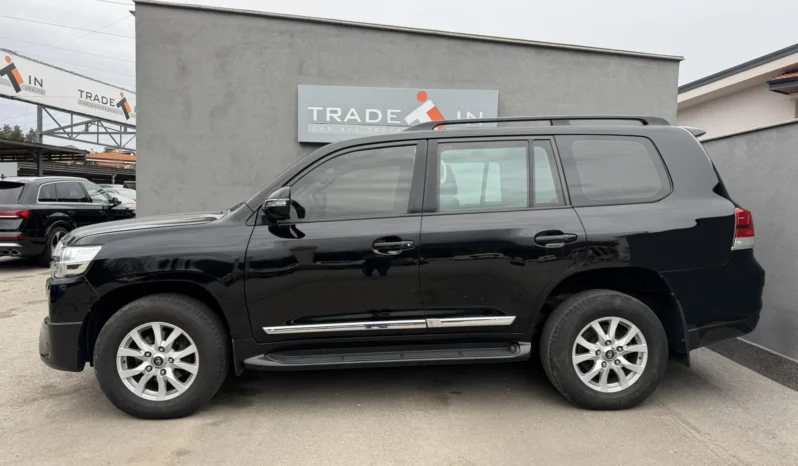 
								Toyota Land cruiser 200 B6 GUARD 4.6L full									