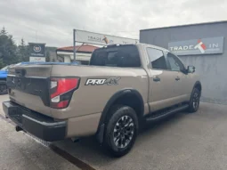 Nissan Titan crew cab PRO-4X 5.6L V8