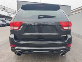 Jeep Grand cherokee SRT8 6.4L V8 HEMI