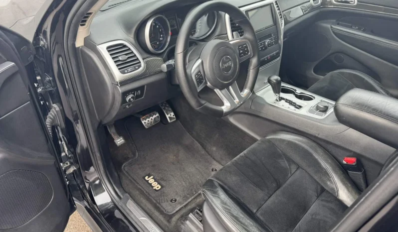 
								Jeep Grand cherokee SRT8 6.4L V8 HEMI full									