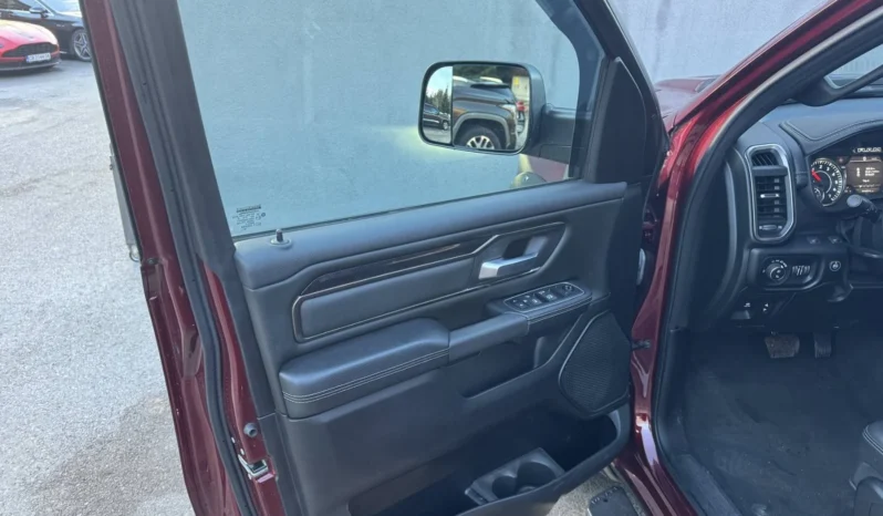 
								Dodge RAM 1500 5.7L CREW CAB SPORT full									