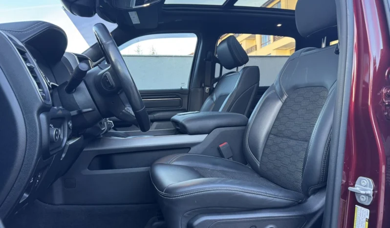 
								Dodge RAM 1500 5.7L CREW CAB SPORT full									